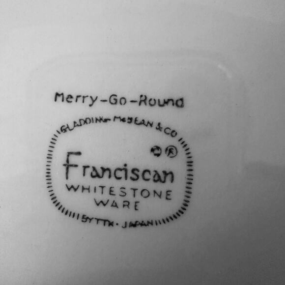 Franciscan Whitestone, Merry Go Round, 11" Oval Divided Vegetable Bowl Gray/Pink - Picture 2 of 9